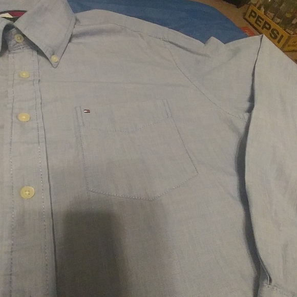 Tommy Hilfiger - Picture 3 of 3